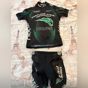 Women’s cycling kit